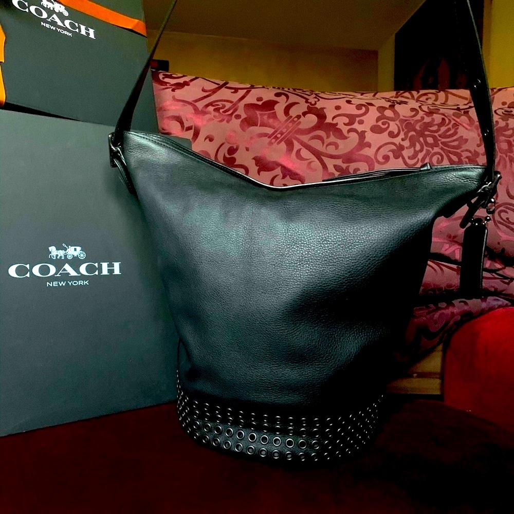 :SOLD:NWOT COACH BLEECKER GROMMETS LG DUFFLE BLACK